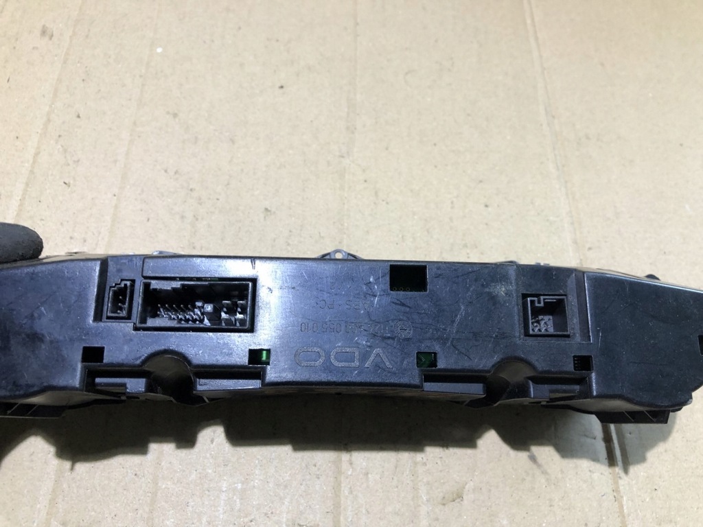 MERCEDES E-KLASSE W211 KLIMAANLAGE AIR PANEL Product image