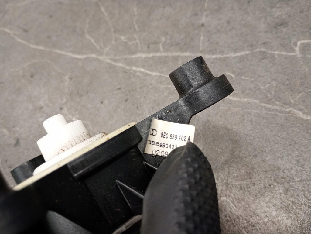 8E0839402A Glasmechanismus rechts Heck Audi A4 B6 B7 Handbuch Product image
