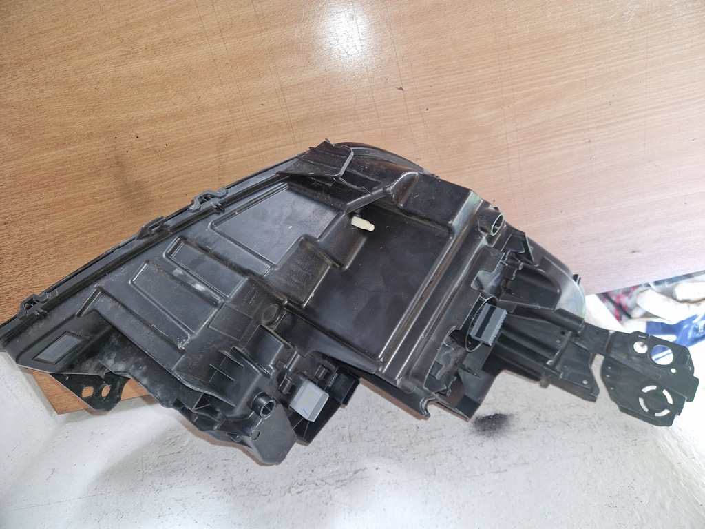 LINKE LEUCHTE PEUGEOT 3008 5008 II LIFT VOLL LED 9836230280 EU. Product image