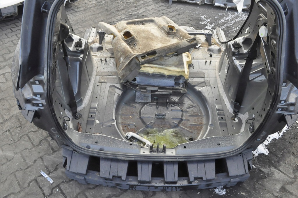 FORD KUGA II MK2 GESAMTES HINTERES ASS-VIERTEL LINKS + RECHTS HINTEN + HINTERER RIEMEN Product image