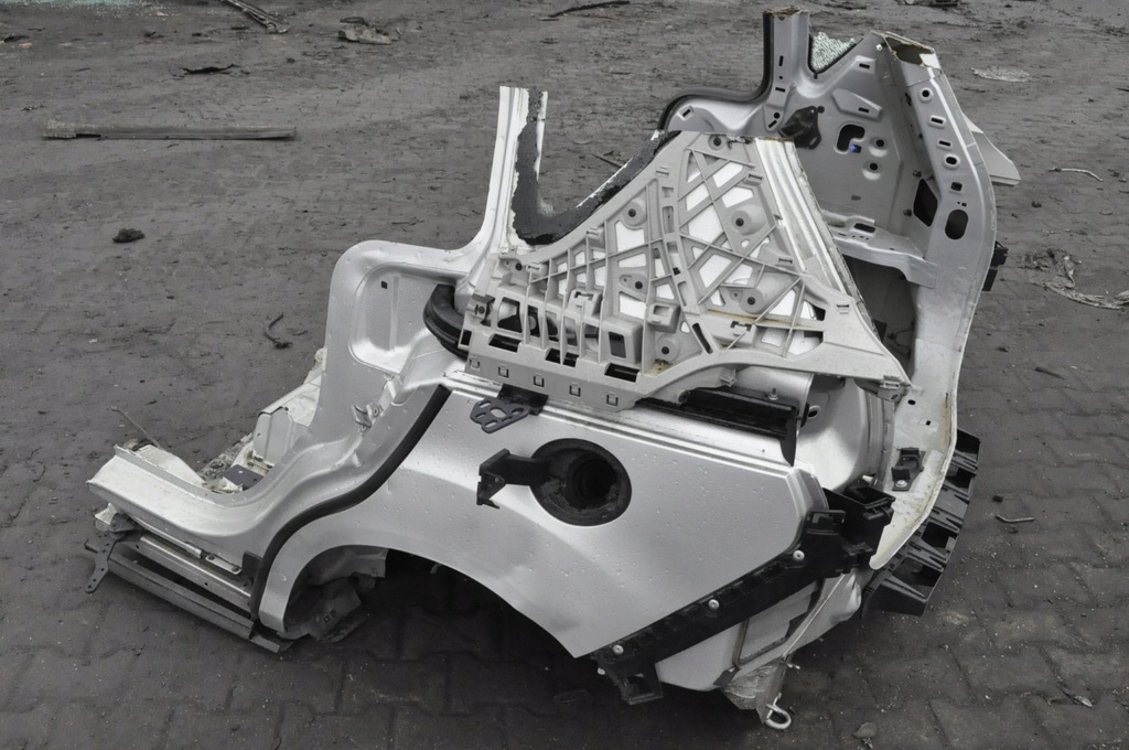 FORD B-MAX HINTERER RIEMEN HINTERER BADEKOTFLÜGEL LINKS RECHTS VIERTEL Product image