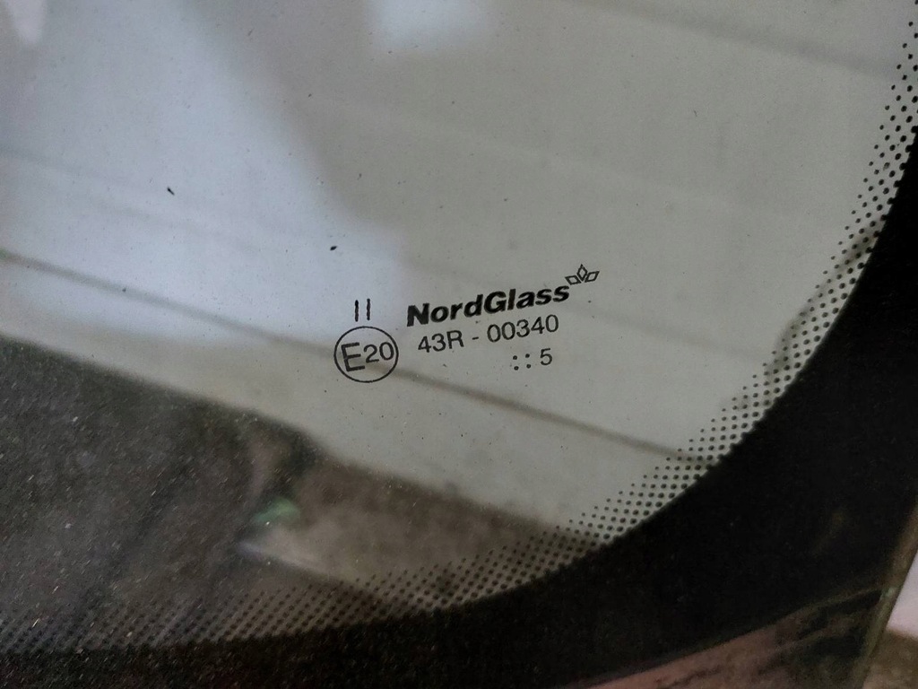 WINDSCHUTZSCHEIBE OPEL ASTRA F UND MAZOVIA Product image
