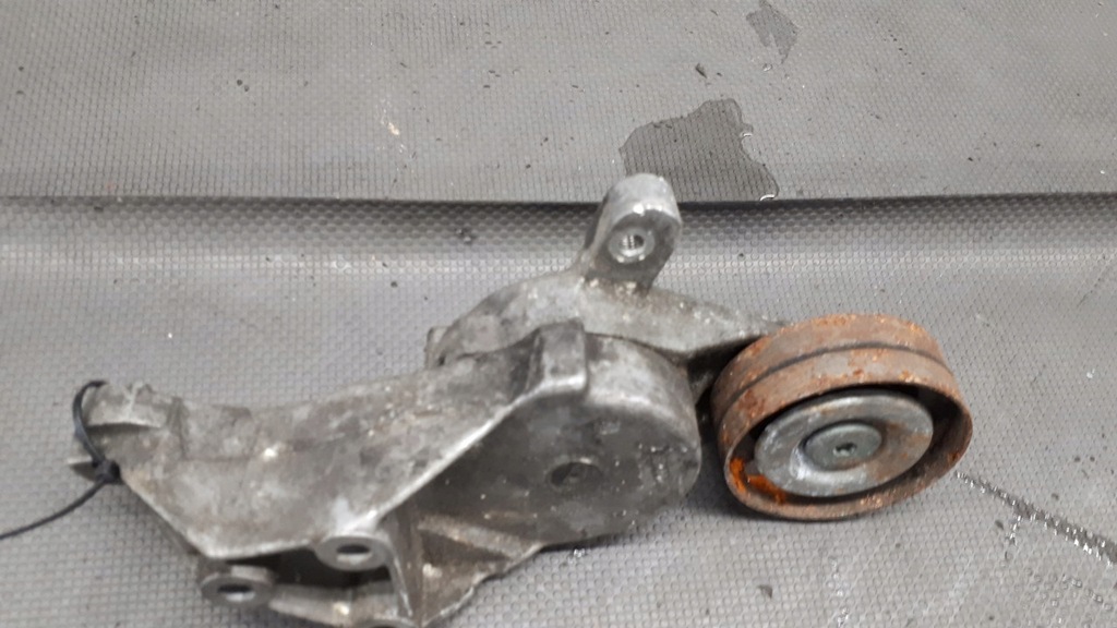 038903315C Gurtstraffer Sitz VW Skoda 1.9 TDI Product image
