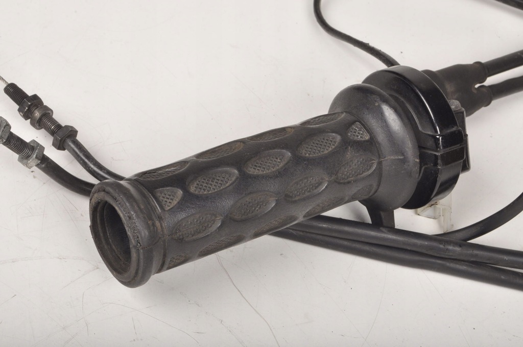 TRIUMPH BONNEVILLE T100 SE 865 GASPUMPE ROLGAZ Product image