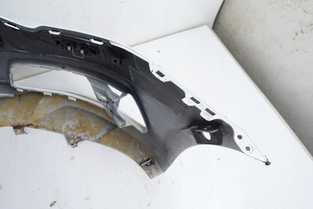 Audi A6 C8 4K0 2018- Front Stoßstange vorne 4K0807437 Product image
