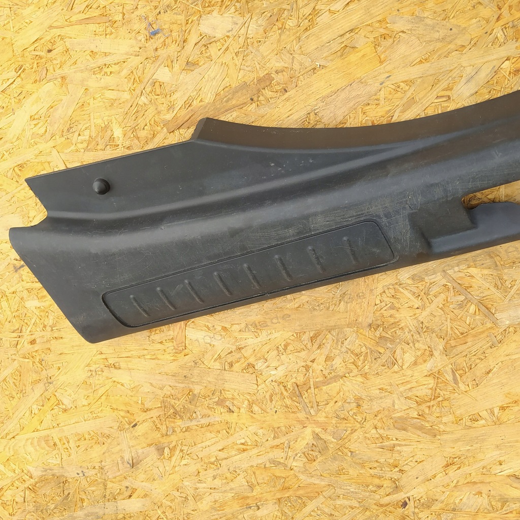 Range Rover Evoque Heckriemenabdeckung BJ32-113A10-AC Product image