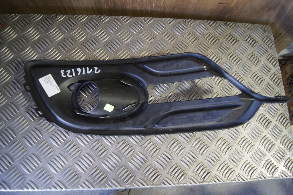 STOßSTANGENGRILL VORNE LINKS MEGANE III LIFT Product image