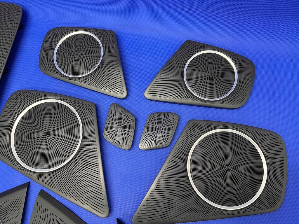 AUDI A4 B8 KRATKI BANG & OLUFSEN 8T0035405D 8T0857227A 45 Product image
