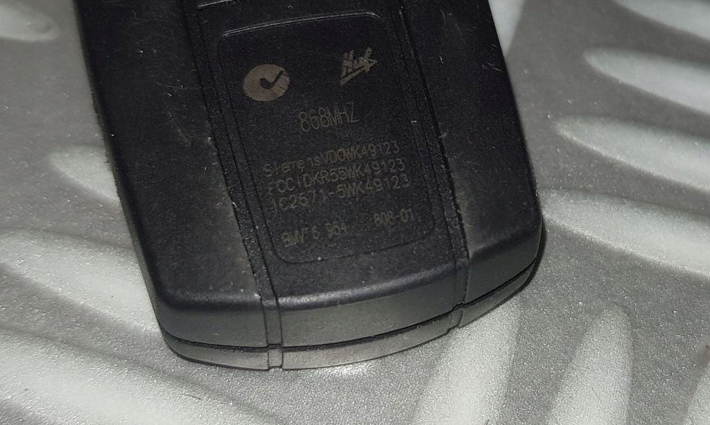 BMW E60 E87 E90 GROT SCHLÜSSEL ZÜNDSCHLÜSSEL FUNKFERNBEDIENUNG 868 MHz 6954808 Product image