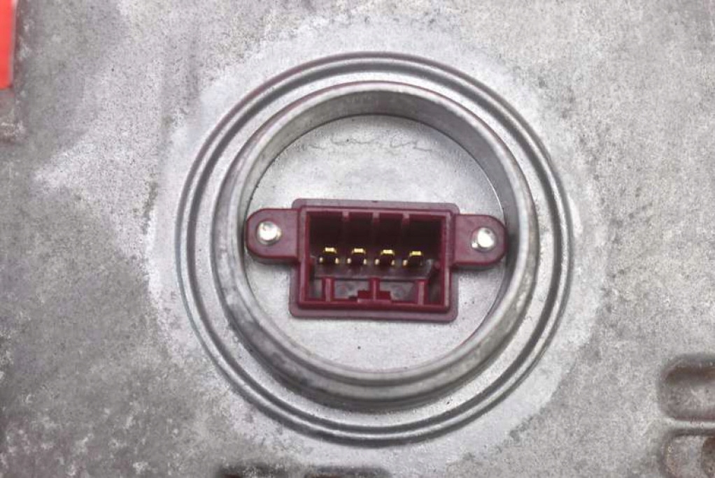 XENON-KONVERTER XENON RECHTS W3T20971 PEUGEOT 4007 07-12 Product image