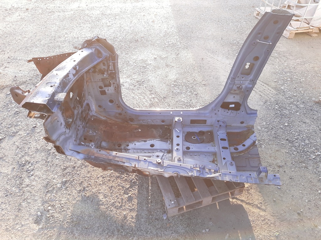 BMW X3 G01 VORDERE VIERTEL VORNE RECHTE SÄULENSCHWELLE Product image