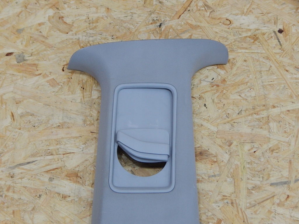 VW T5 Lift Multivan Post Polster Cover B Law 7H5867244 Product image