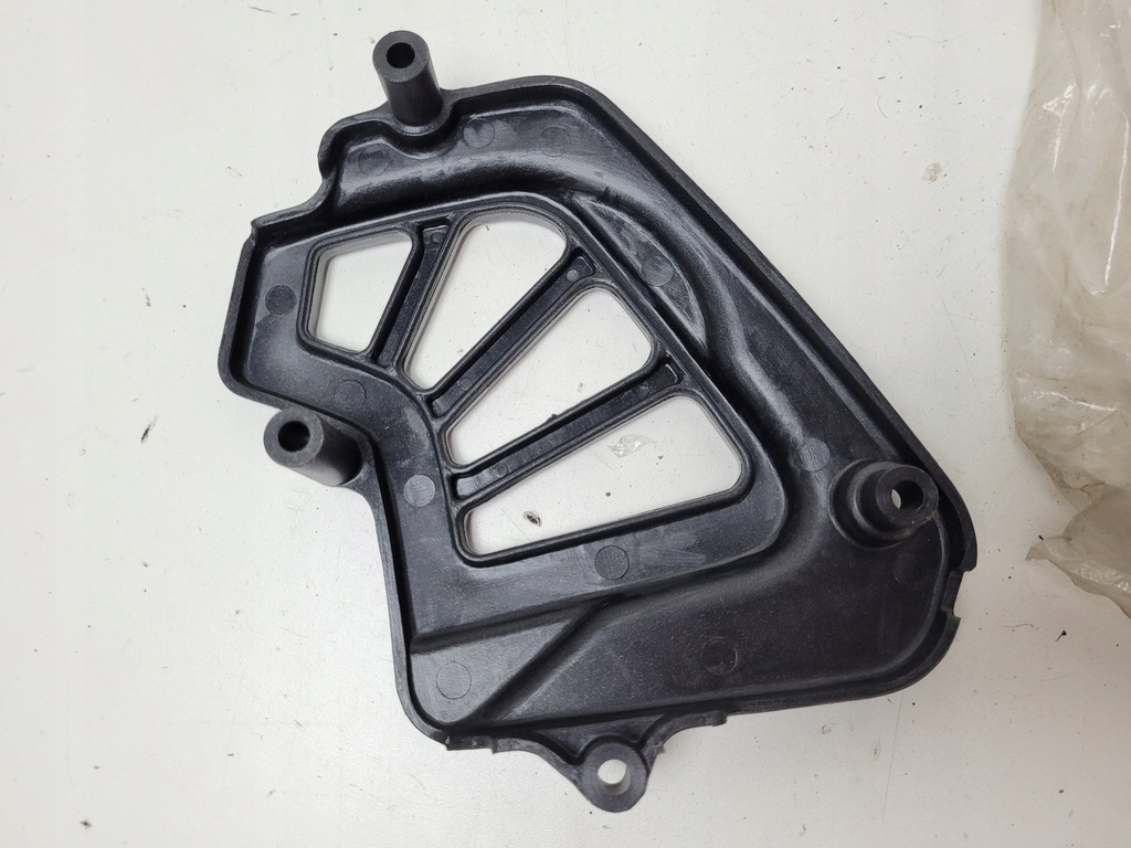 SUZUKI DR 650 90-91 ANTRIEBSRADABDECKUNG Product image