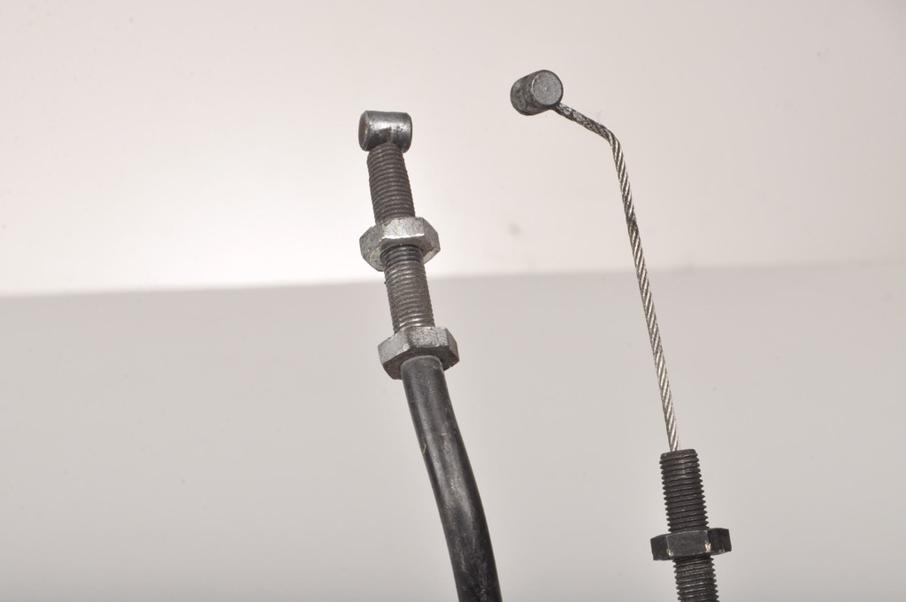 TRIUMPH BONNEVILLE T100 SE 865 GASPUMPE ROLGAZ Product image