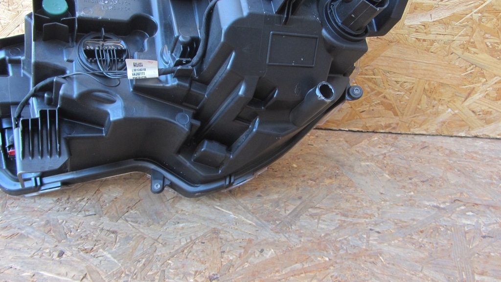 Vordere rechte Lampe TOYOTA COROLLA E21 VOLL LED HB COMBI Product image