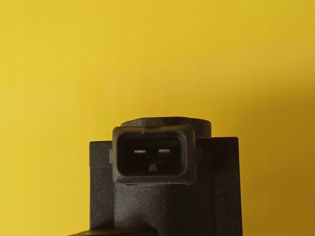 Das Kia Careens Vakuumventil 72190316 NR323 Product image