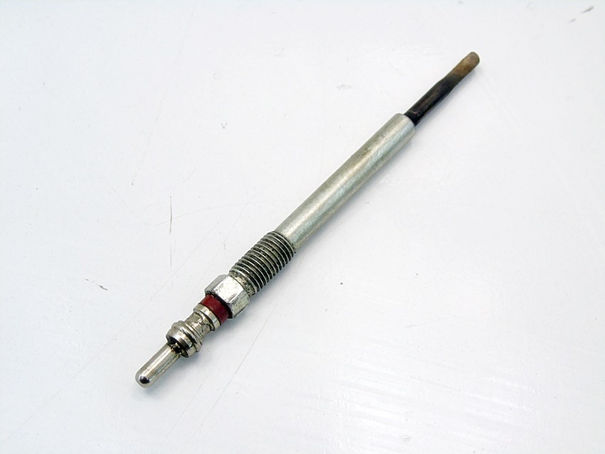 GLÜHKERZE 1,6 BLUEHDI DS5 308 II BERLINGO DS3 C4 II C3 508 5008 3008 Product image