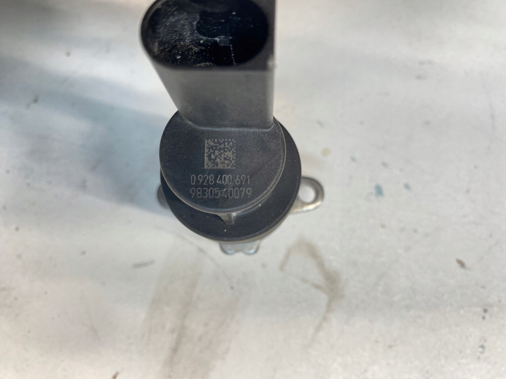 KRAFTSTOFFEINSPRITZPUMPENVENTIL BMW N47 F34 E93 F32 Product image