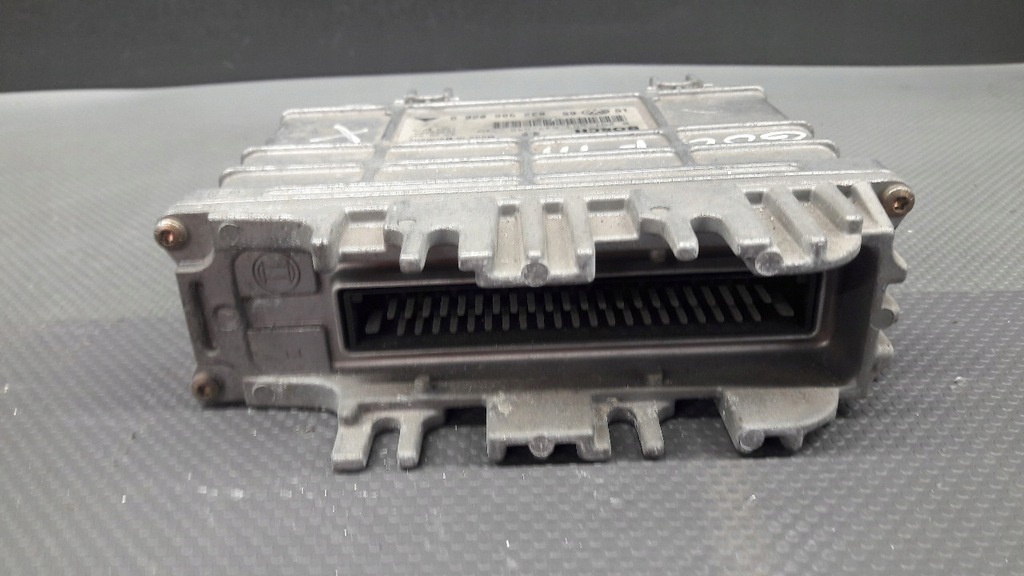0261203647 Motorcomputer VW GOLF III 1.4 Product image