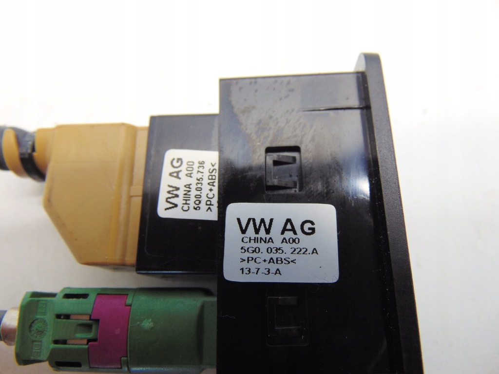 MEDIA AUX BUCHSE VW GOLF 7 5G0035222A 5Q0035736 Product image
