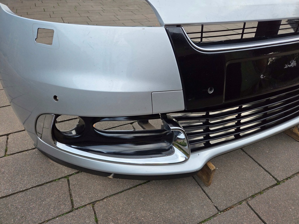 Renault Scenic III 1 Heben vordere Stoßstange unter PDC Spray Original 12-2013 Product image