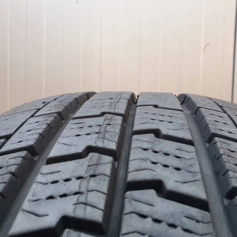 Goodyear Cargo UltraGrip 2 235/65R16 115/113 R Schneegriff (3PMS Product image