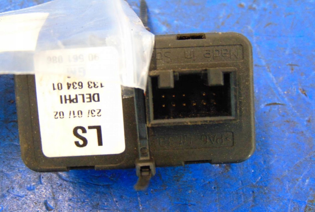 Opel Zafira A 2.0dti GM90561086 Glas Product image