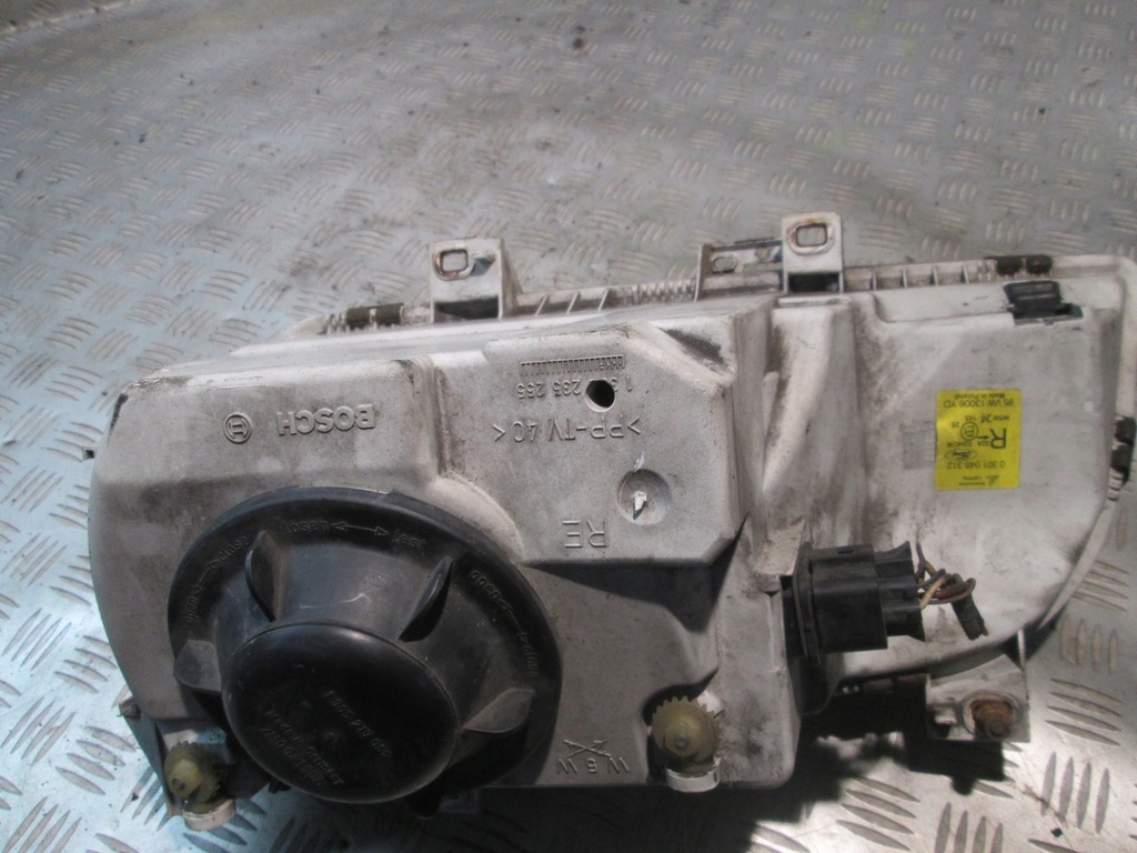 RECHTE FRONTLEUCHTE FORD GALAXY MK1 95- EUROPA Product image