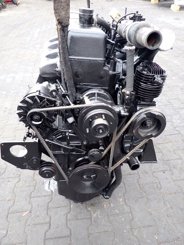 IFA FORTSCHRITTE-MOTOR, Saugmotor, 4-Zylinder-Nennmotor, in sehr gutem Zustand Product image
