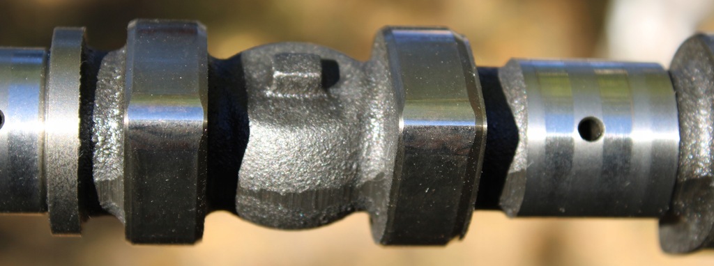 MERCEDES W220 W163 W211 4.0 CDI AUSPUFFNOCKENWELLE Product image