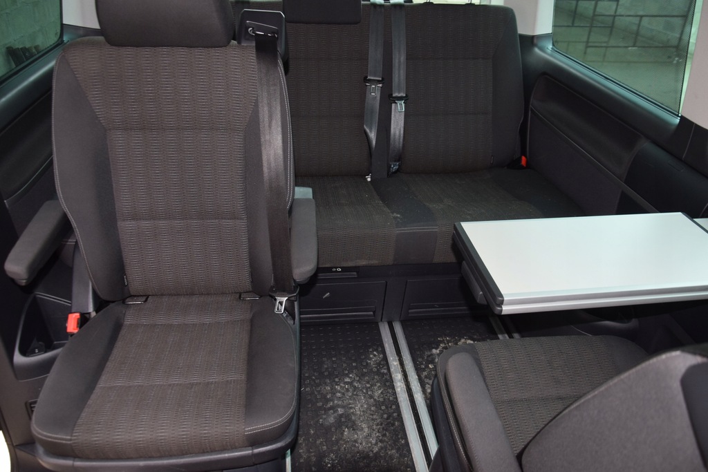 VW T6 MULTIVAN INTERIEUR-SET SITZE, POLSTERUNG, SEITENABLAGE, DACHVERKLEIDUNG Product image
