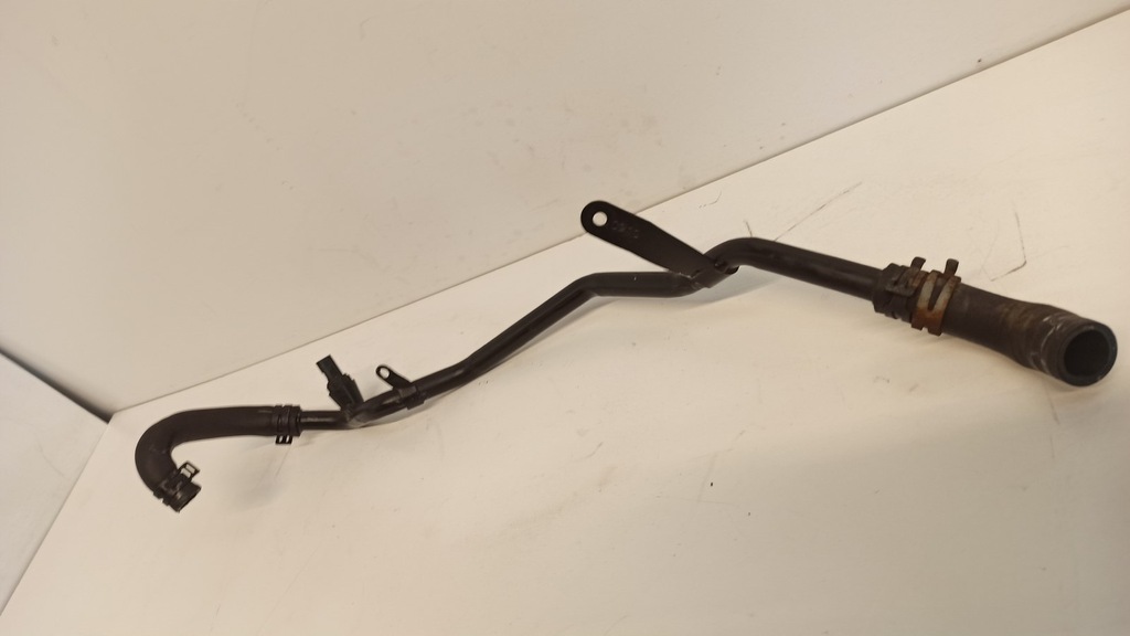 AUDI A4 B8 A5 8T WASSERROHR 2.0 03L121157 Product image