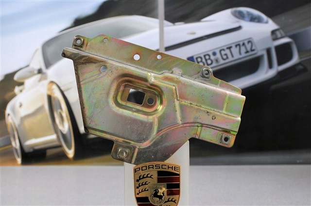 Porsche 911 996/Boxster 986 Befestigungsteil/Tür R Product image