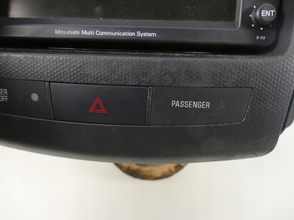 MITSUBISHI OUTLANDER II RADIOPLAYER NAVIGATION NAVI MONITORBILDSCHIRM Product image