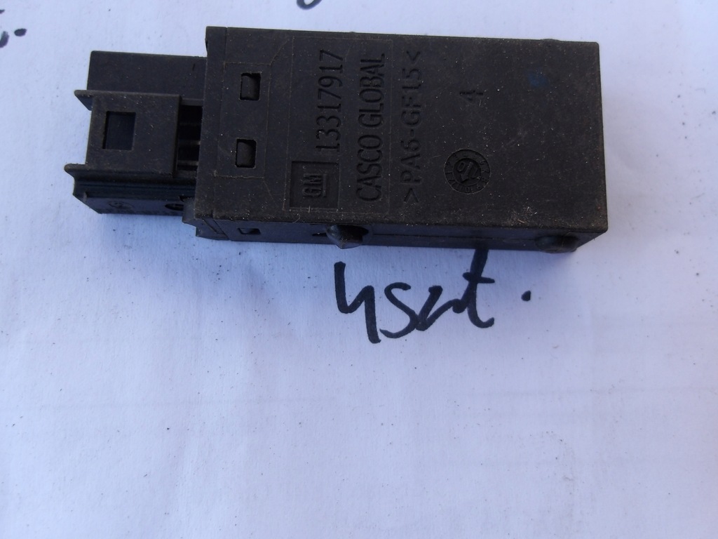 Aux Plug Socket 13317917 Opel Astra J iv Insigni a Product image