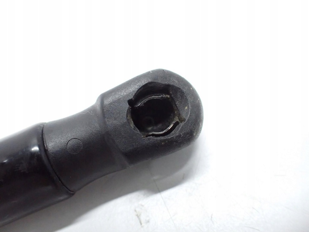 Teleskopantrieb für Kofferraum spät 2G6827550B VW POLO 2G VI 18R Product image