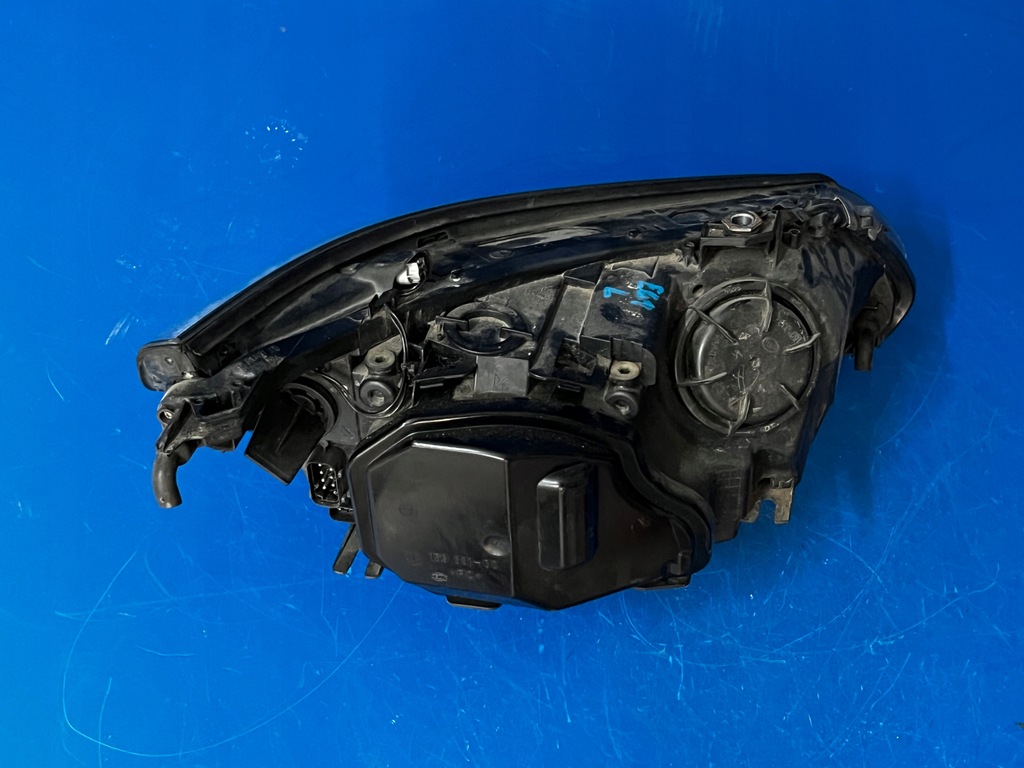 BI-XENON-LENKUNG D1S DYNAMIC BMW E60 E61 EU HELLA Product image