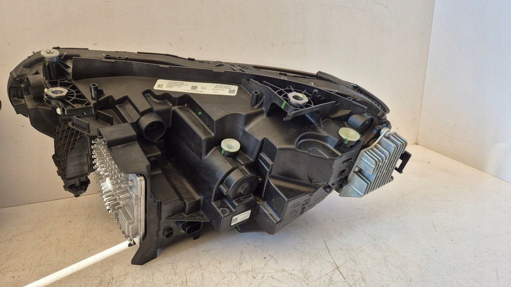 FRONTLEUCHTE VORNE LINKS RECHTS BMW M2 G87 SCHWARZ KOMPLETT 9503470 9503469 Product image