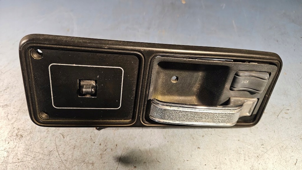 PP-Innentürgriffschalter JEEP CHEROKEE XJ 8955002154 56007218 Product image