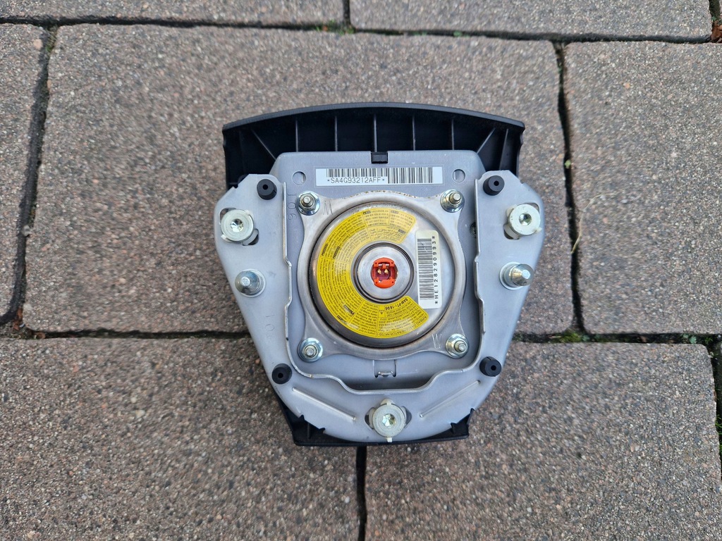 Toyota Prius III XW30 Fahrerkissen Original 09-2015 BDB Product image