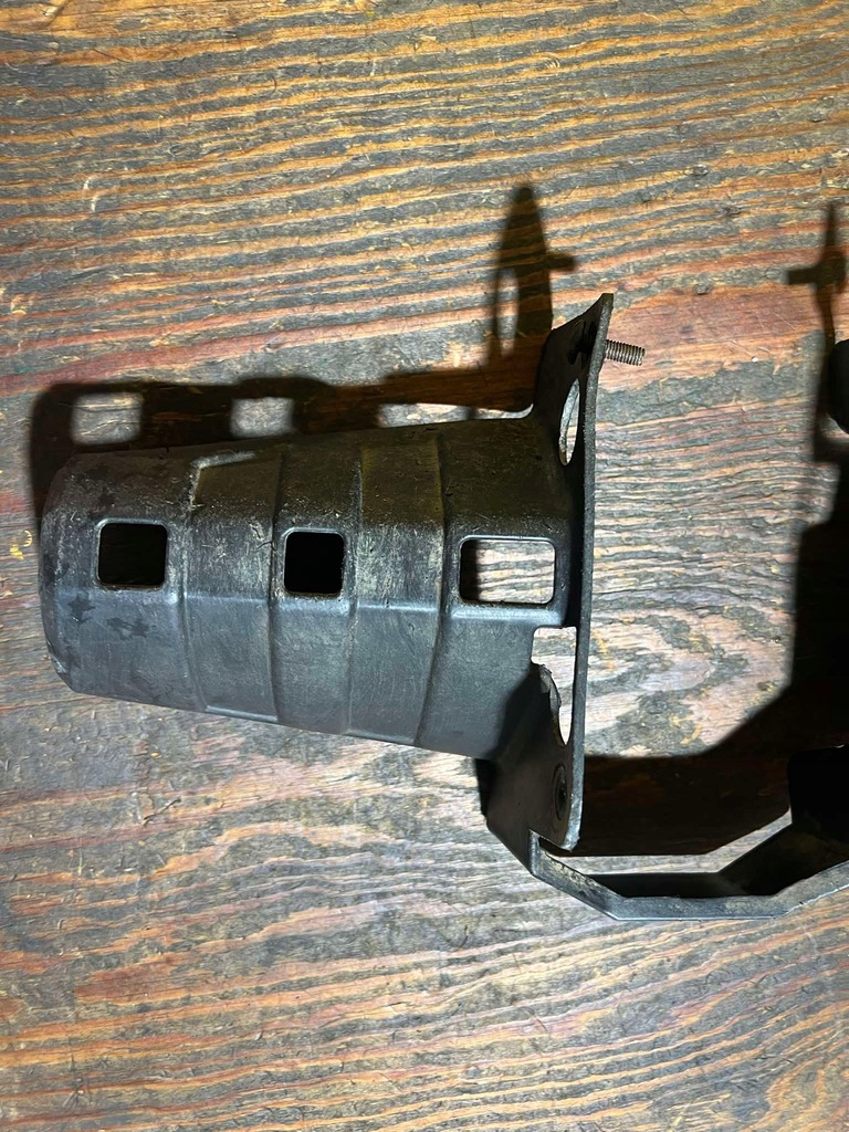 BRP-Querlenkerabdeckung für den Can-Am Renegade Outlander Product image