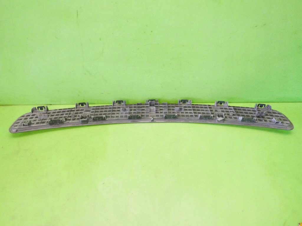 LUFTMASKE ANSAUGGITTER MERCEDES W211 02-06 Product image