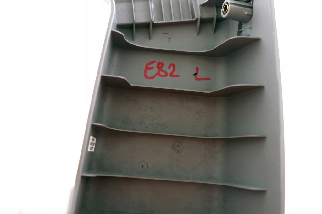 BMW E82 Abdeckung, linkes Säulengehäuse Product image