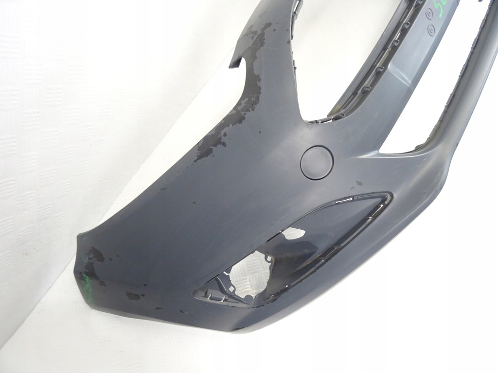 Ford Fiesta MK7 LIFT Austausch der vorderen Stoßstange Product image