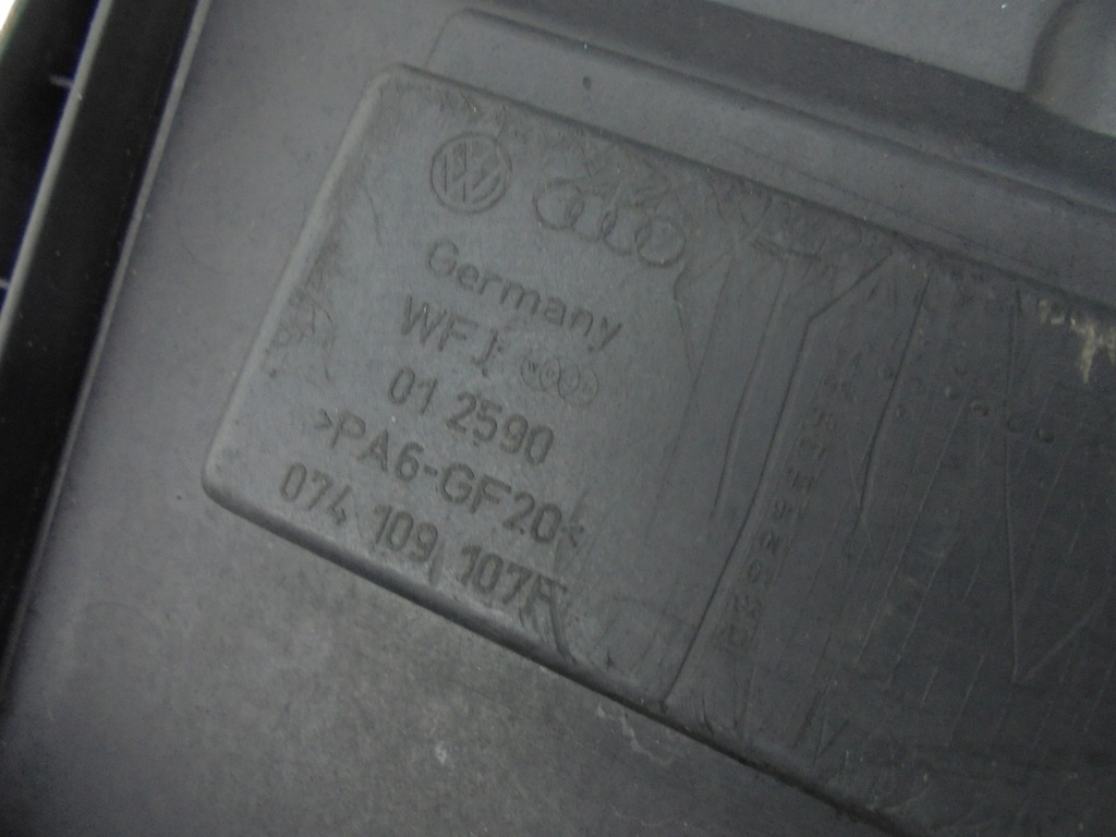 ABDECKUNG ZAHNRIEMENGEHÄUSE VOLKSWAGEN TRANSPORTER VW T4 2.5 TDI Product image