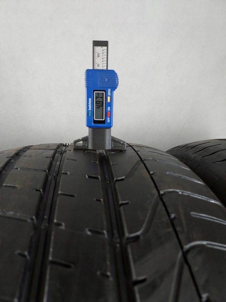 Pirelli P Zero 265/40ZR21 105 Y Product image