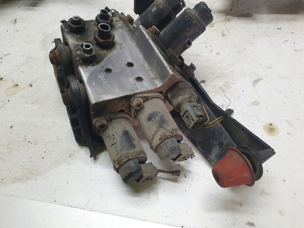 FEDERPUMPE BMW E65 6758704 Product image