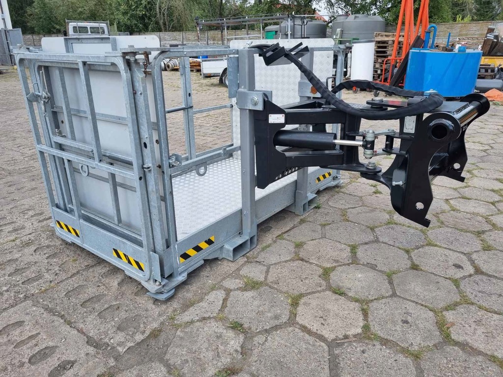MANITOU 2150 MRT * KIPPBARER ARBEITSKORB Typ PSE 440/365 DD * Import Product image