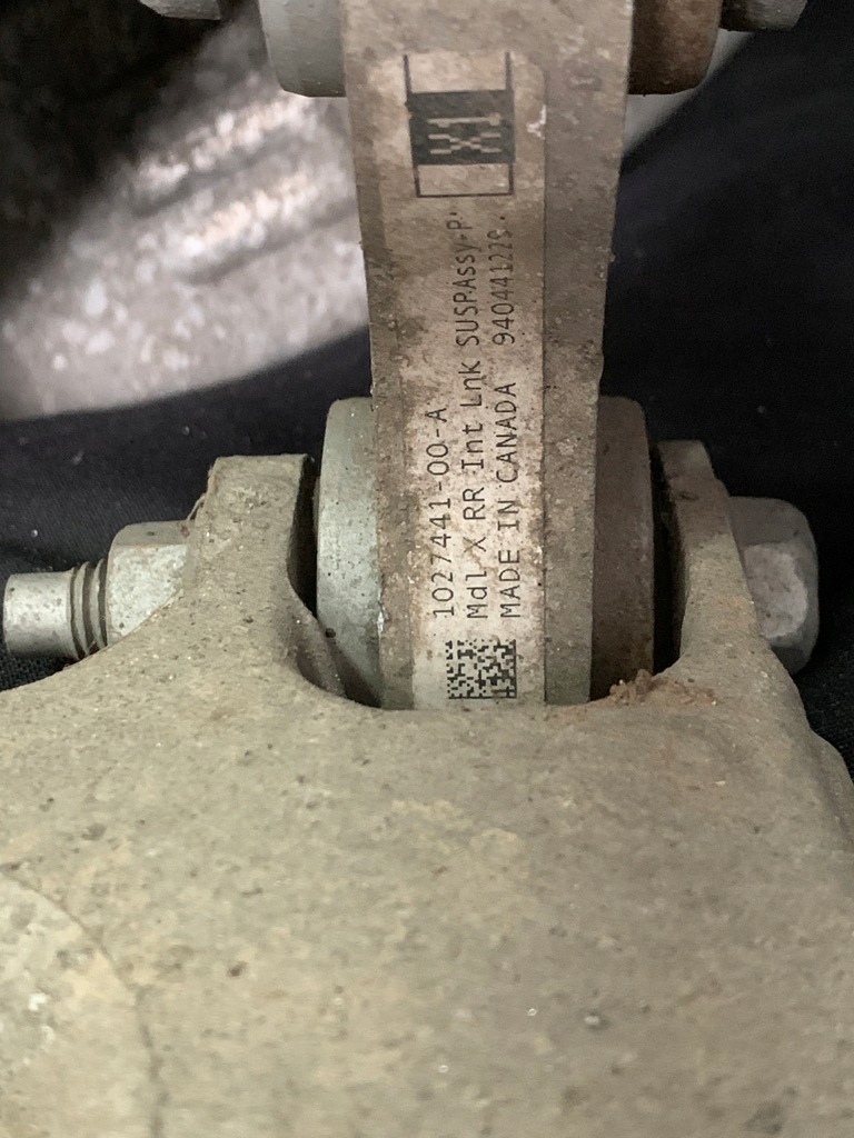 Tesla X RAVEN 2020 Hinterradaufhängung links 1027411-00-D Product image