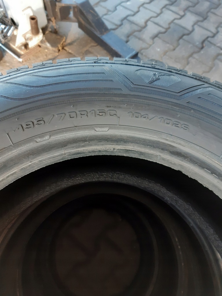 Goodyear Vector 4Seasons Cargo 195/70R15c Ganzjahresreifen Product image